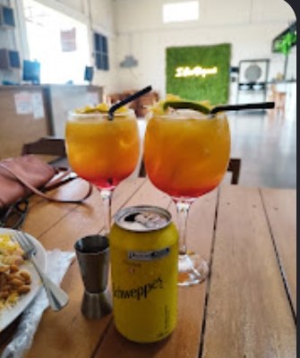 Coquetéis tropicais